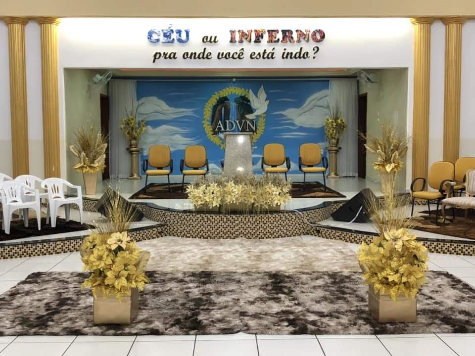 Fachada de ADVN. Assembleia De Deus Vida Nova.