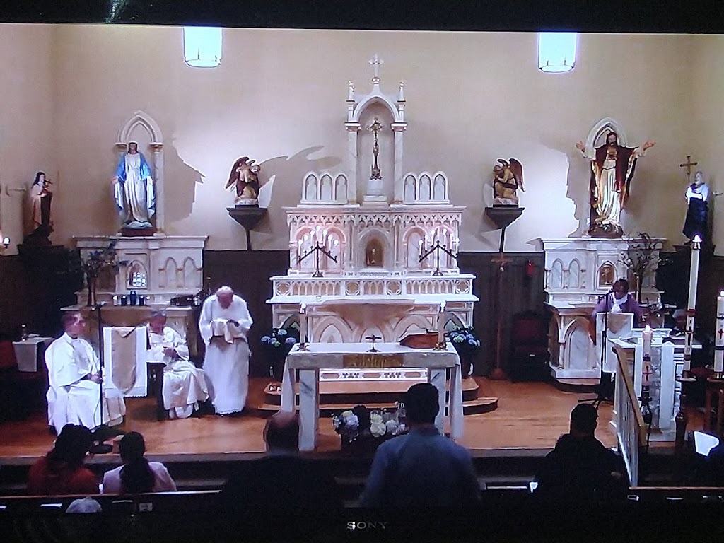 Fachada de St. Philip Parish and St. Clare Mission