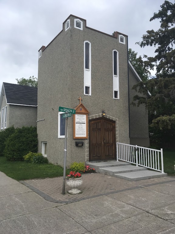 Fachada de Church of the Annunciation of the Blessed Virgin Mary