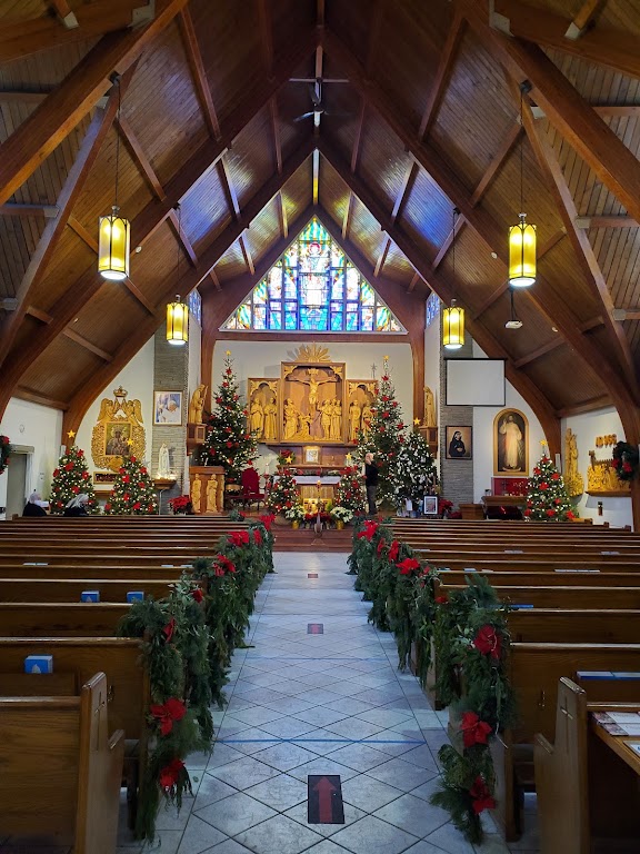 Fachada de Saint Hyacinth Roman Catholic Polish Church
