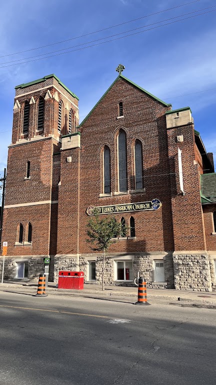 Fachada de St Luke's Anglican Church of Canada