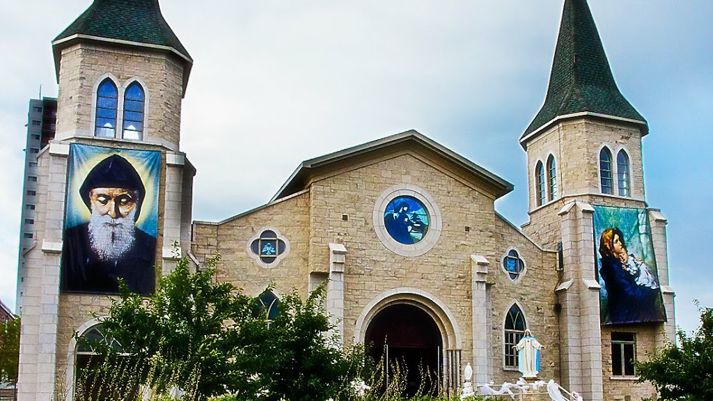 Fachada de Saint Charbel Maronite Parish