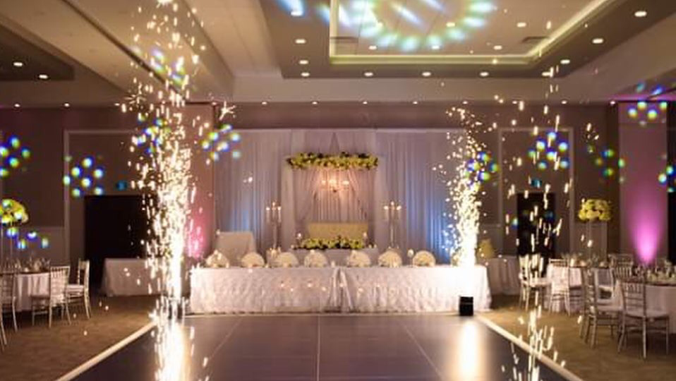 Fachada de Saint Elias Banquet Centre