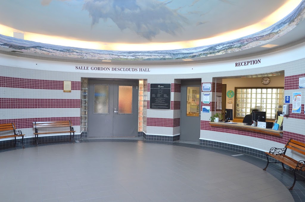 Fachada de Pinecrest Recreation Complex