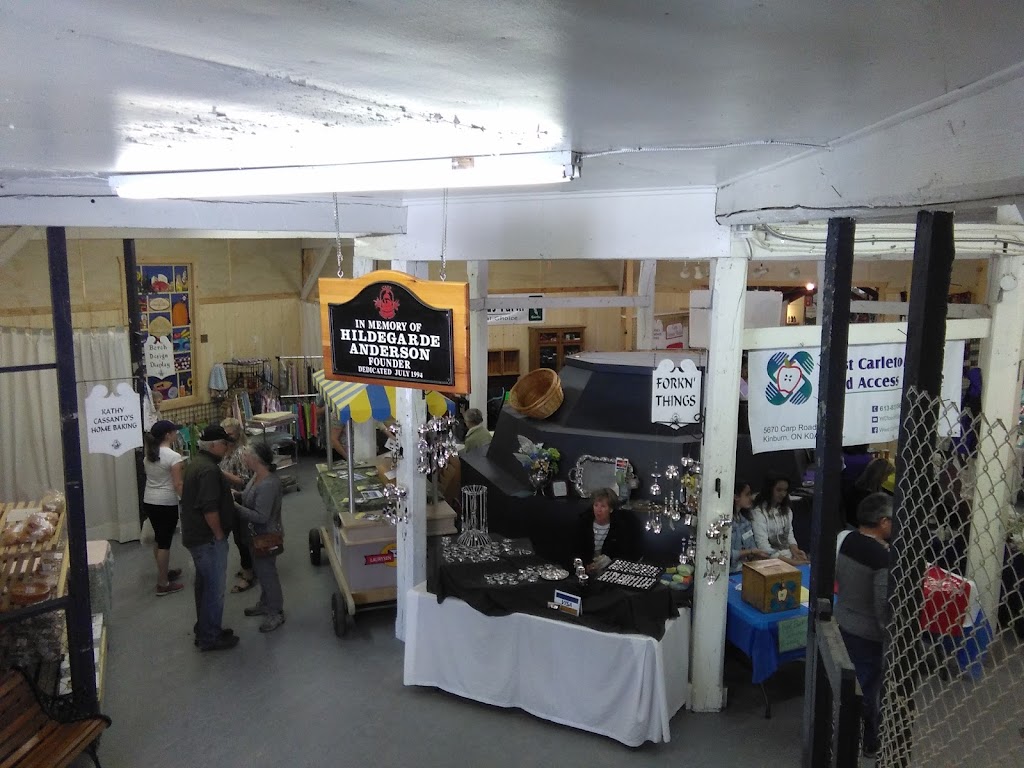 Fachada de Carp Farmers' Market