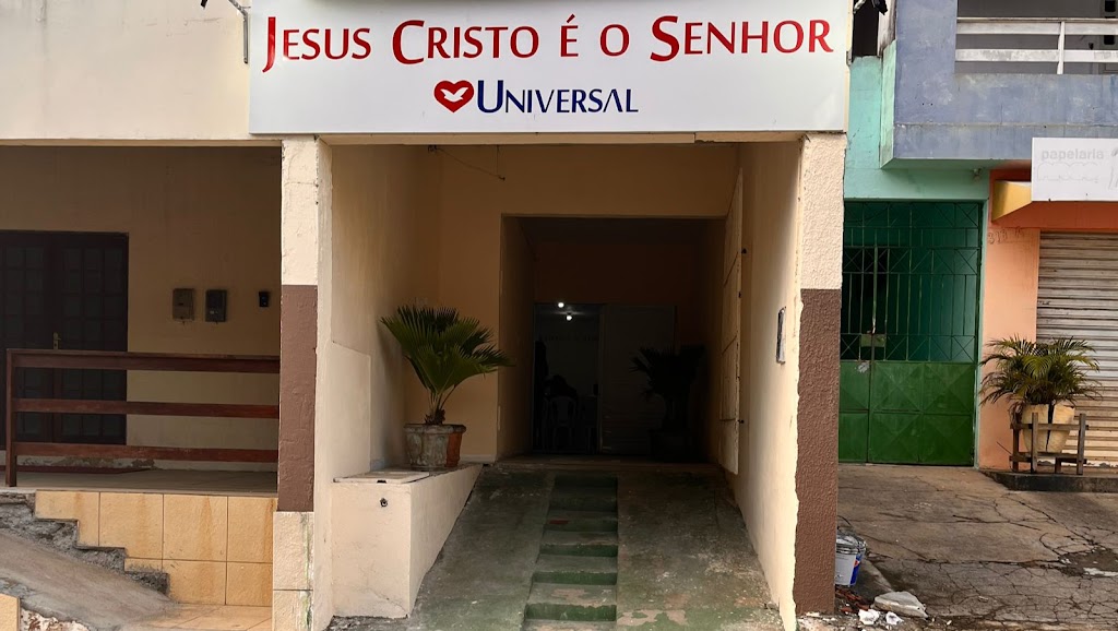 Fachada de Igreja Universal