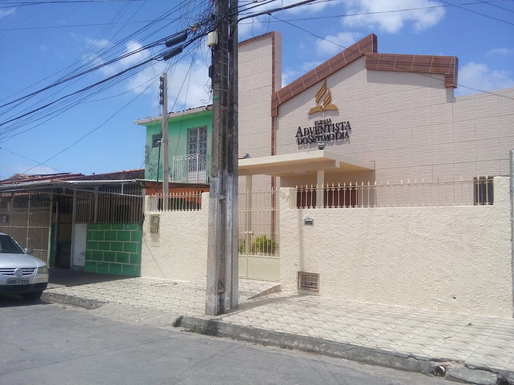 Fachada de Igreja Adventista do Sétimo Dia - Ponta da Terra