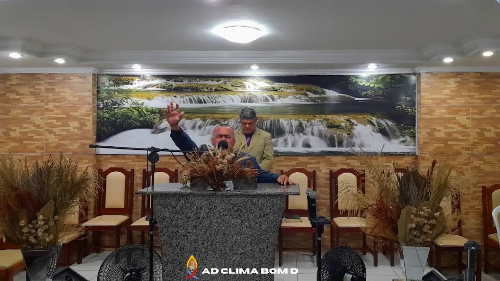 Fachada de Assembleia de Deus - Clima Bom D