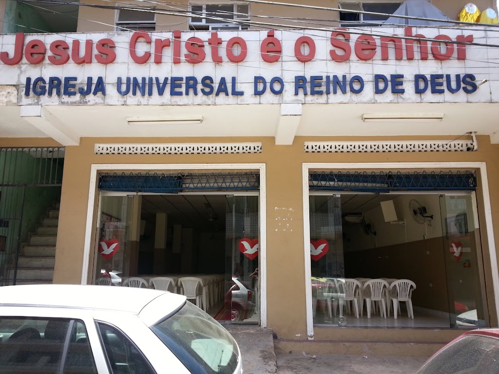 Fachada de Igreja Universal