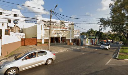 Fachada de Igreja Universal São Rafael