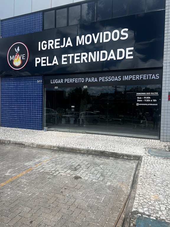 Fachada de Igreja Movidos pela Eternidade