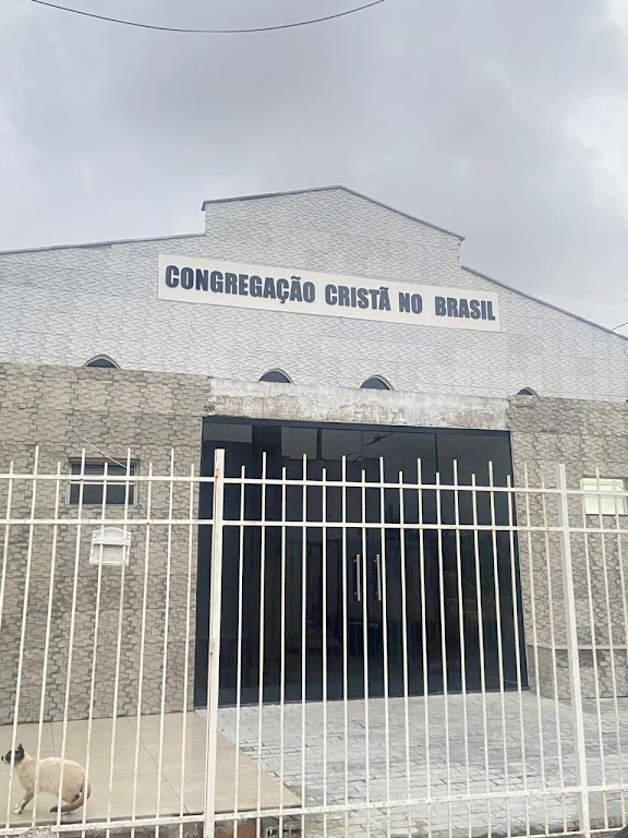 Fachada de Congregação Cristã no Brasil - Conj. Augusto Franco