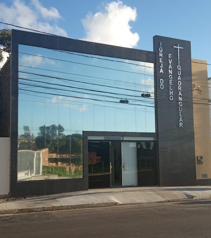 Fachada de Evangelho Quadrangular