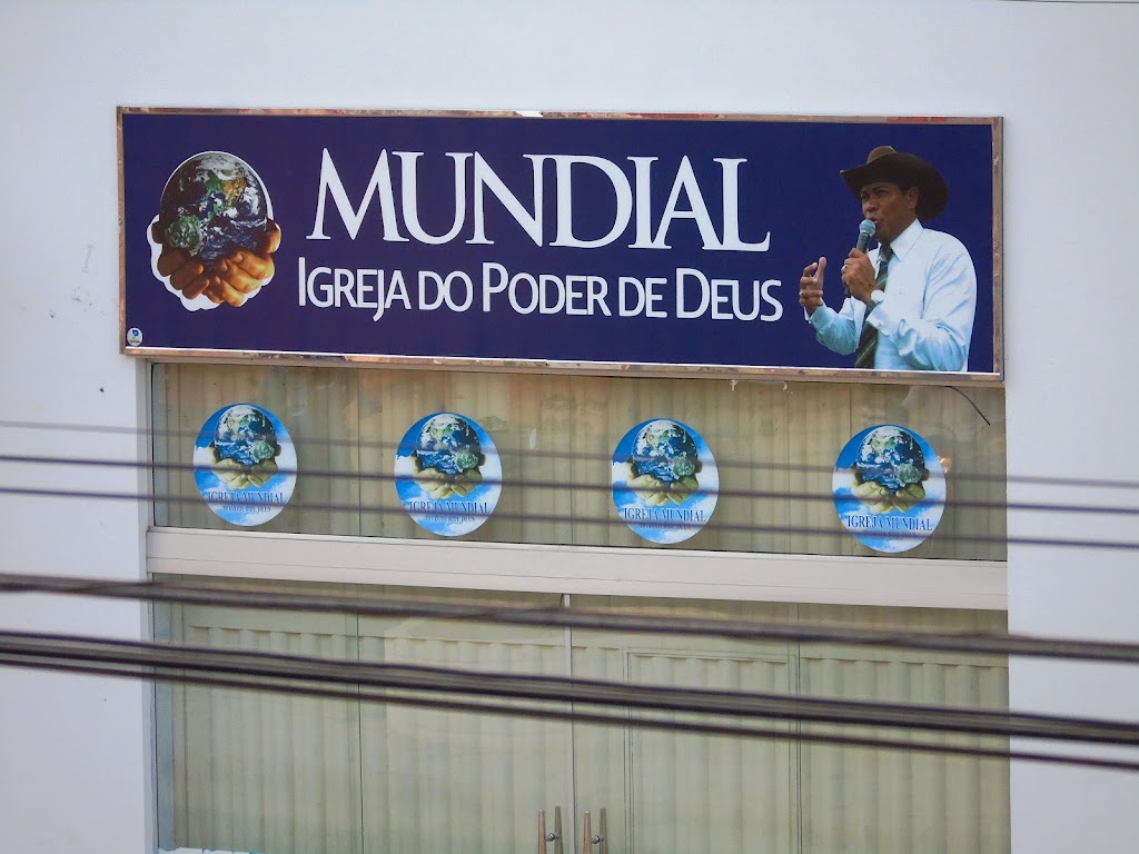 Fachada de Igreja Mundial do Poder de Deus