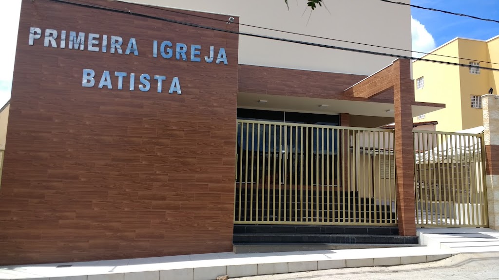 Fachada de Primeira Igreja Batista de Almenara