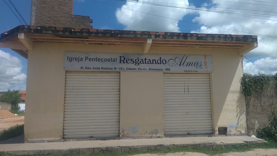 Fachada de Igreja Pentecostal Resgatando Almas