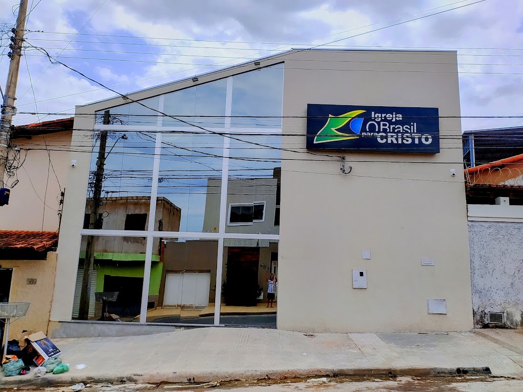 Fachada de Igreja Evangélica O Brasil Para Cristo