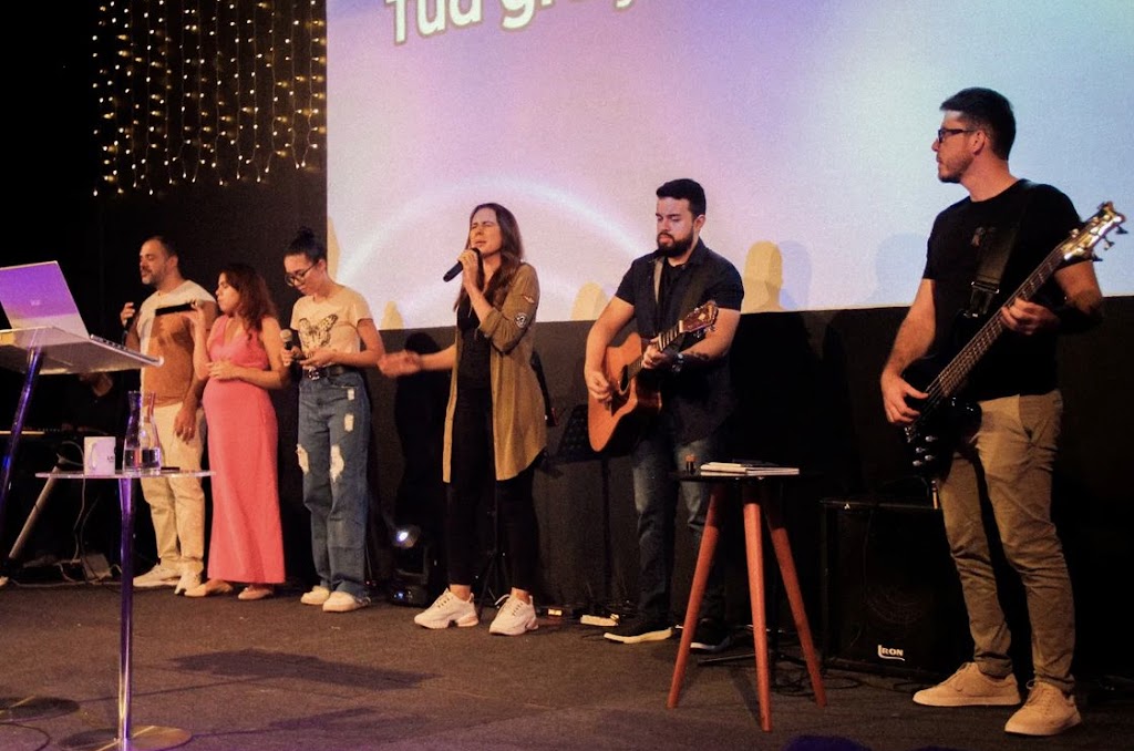 Fachada de Igreja Atos - Montes Claros