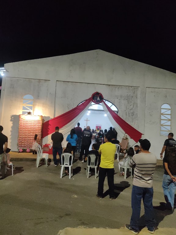 Fachada de Comunidade Santa Rita de Cássia