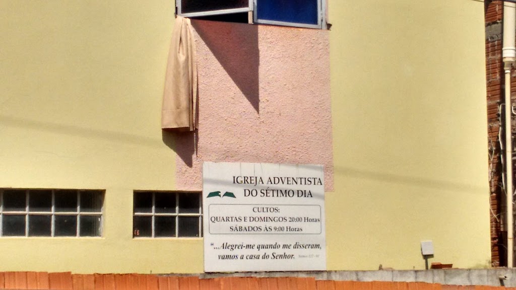 Fachada de Igreja Adventista do Sétimo Dia