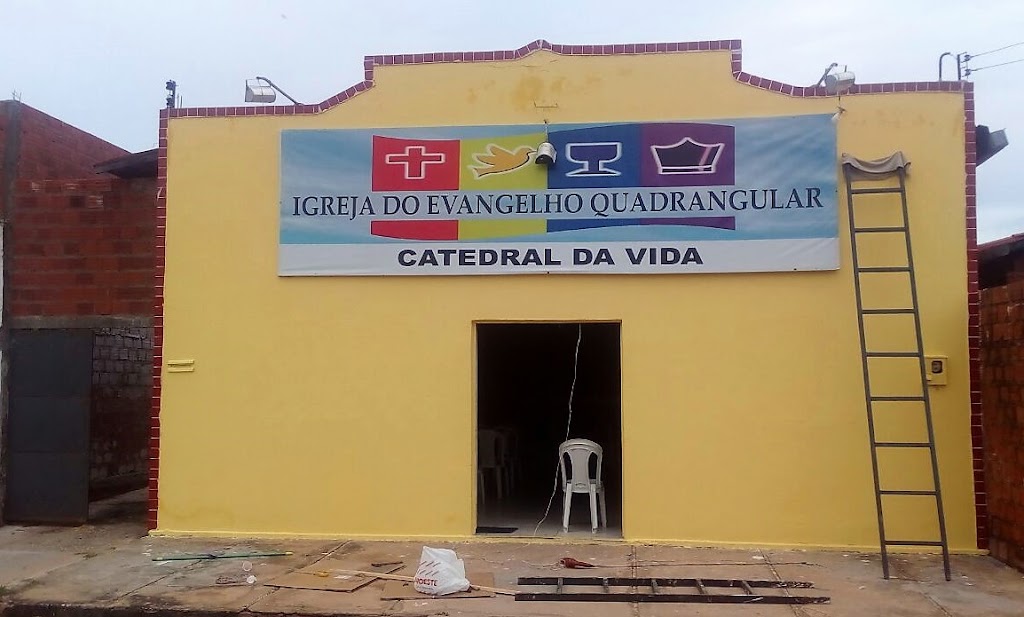 Fachada de Igreja do Evangelho Quadrangular - Irmã Dulce