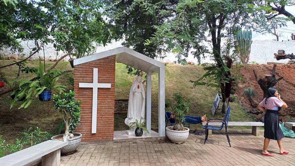 Fachada de Fraternidade M. Maria Mãe de Deus - Casa Imaculado Coração de Maria (Frades)