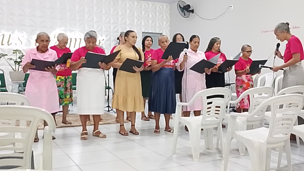 Fachada de Igreja Pentecostal Deus é Amor Sede Central
