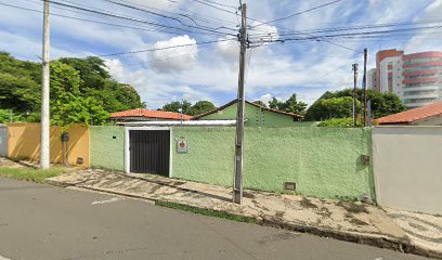 Fachada de Comunidade Católica Santa Teresinha