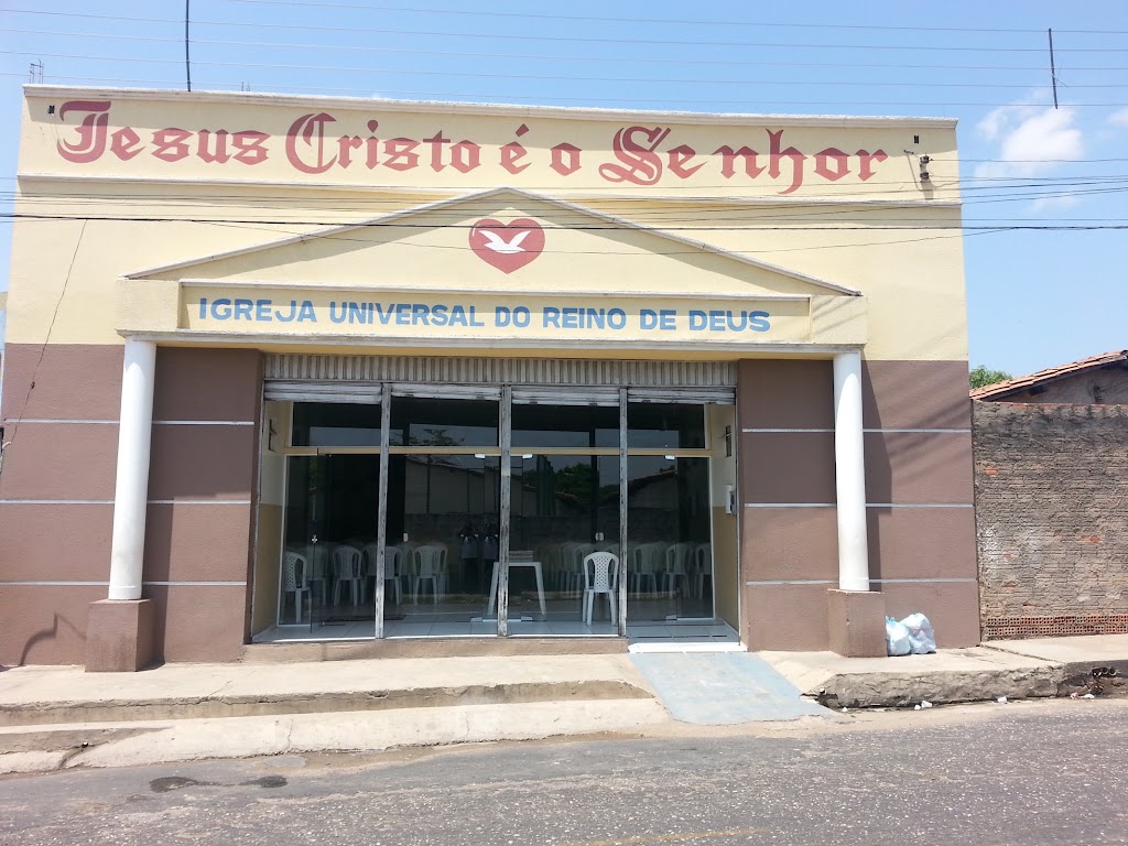 Fachada de Igreja Universal do Reino de Deus