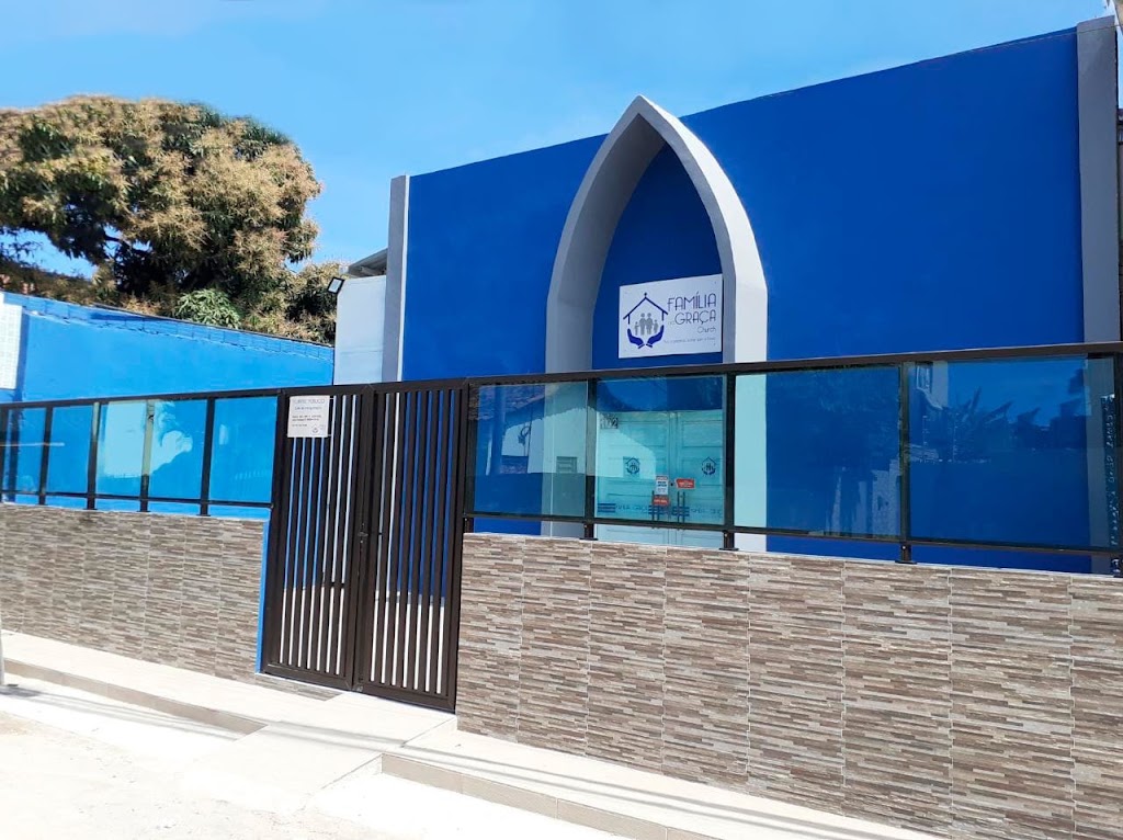 Fachada de Família na Graça Church