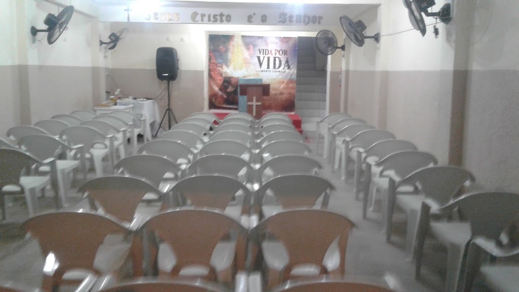 Fachada de Igreja Universal