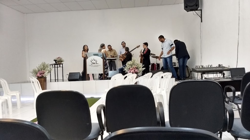 Fachada de Igreja do Nazareno no Cordeiro