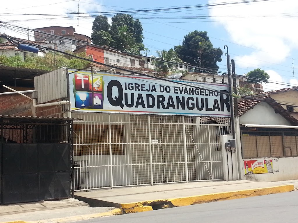 Fachada de Igreja Quadrangular