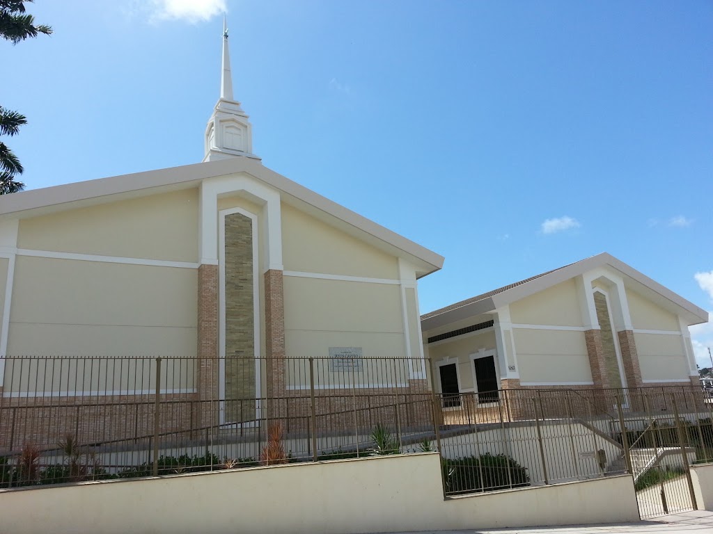 Fachada de A Igreja de Jesus Cristo dos Santos dos Últimos Dias