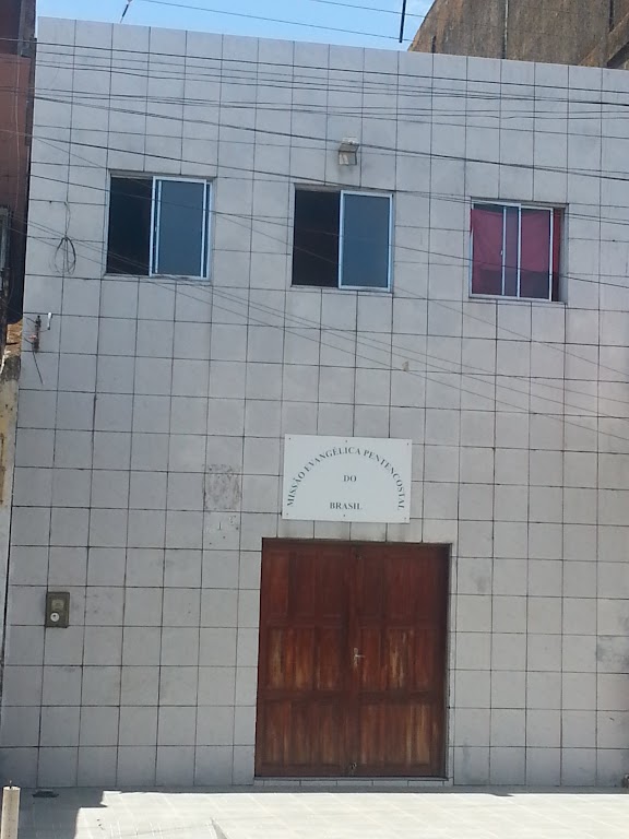 Fachada de Igreja Missão Evangélica Pentecostal do Brasil - MEPB Mustardinha
