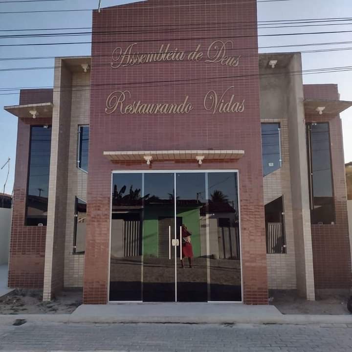 Fachada de Igreja Evangelica Assembleia De Deus Restaurando Vidas