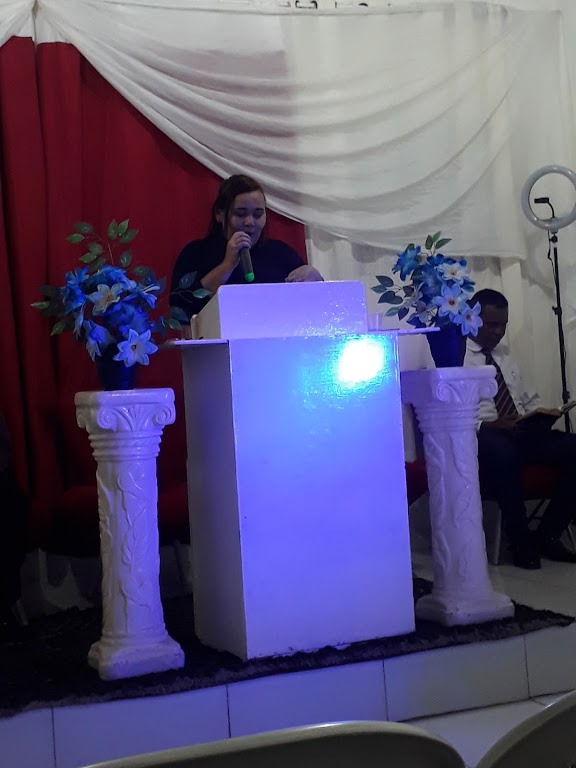 Fachada de Igreja evangelica pentecostal unidos em cristo
