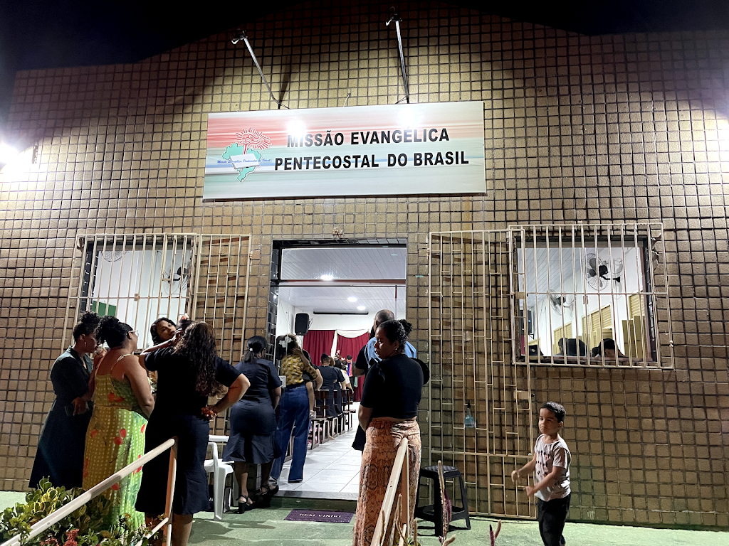 Fachada de Igreja Missão Evangélica Pentecostal do Brasil - MEPB Mãe Luiza