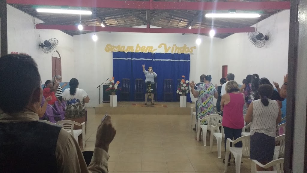 Fachada de Igreja Pentecostal Deus é Amor