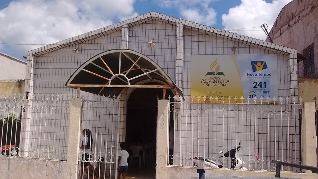 Fachada de IASD Cidade Oeste