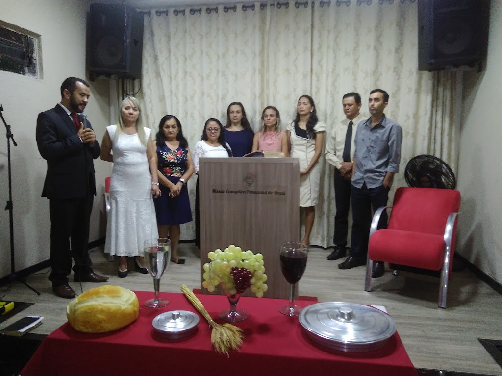 Fachada de Igreja Missão Evangélica Pentecostal do Brasil - MEPB Santa Cecília
