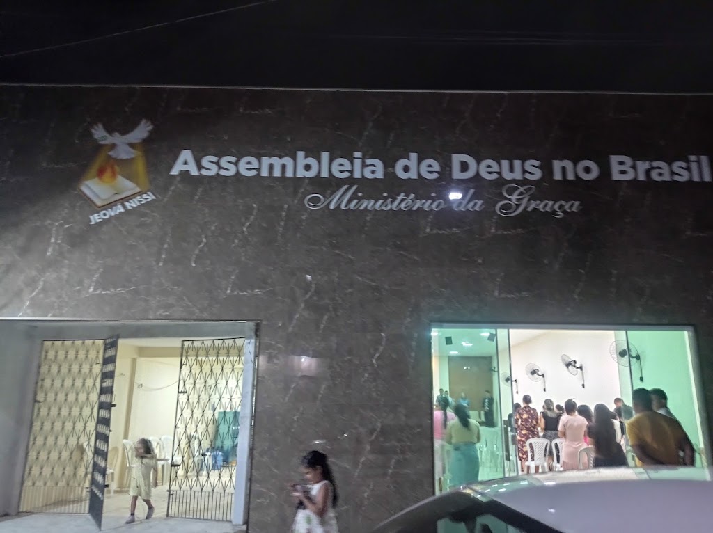 Fachada de Assembleia de Deus no Brasil - Ministério da Graça
