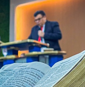 Fachada de IGREJA REMIDOS EM CRISTO