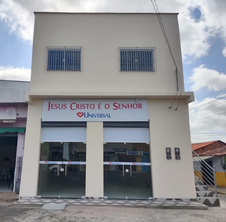 Fachada de Igreja Universal - Vila São Sebastião