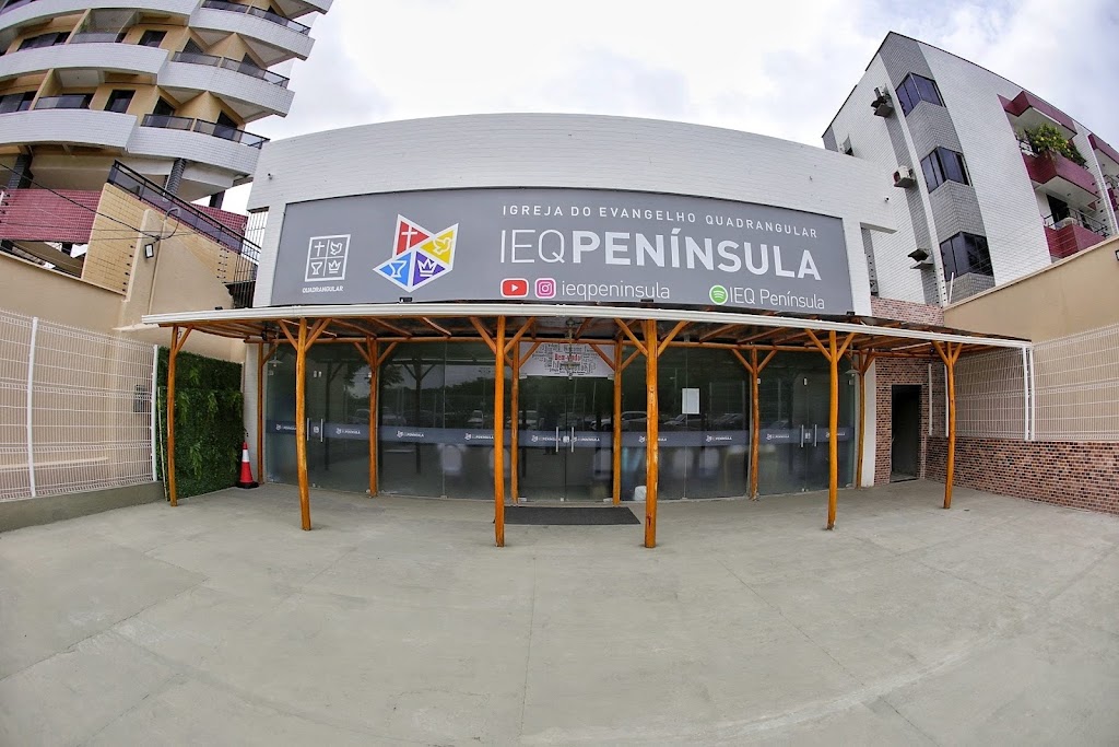 Fachada de IEQ Península