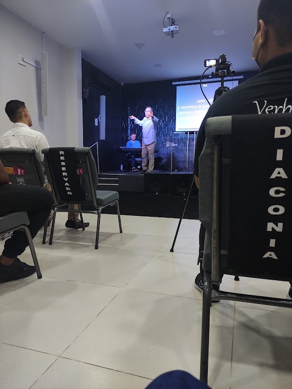 Fachada de Igreja VERBO DA VIDA -CIDADE OPERÁRIA