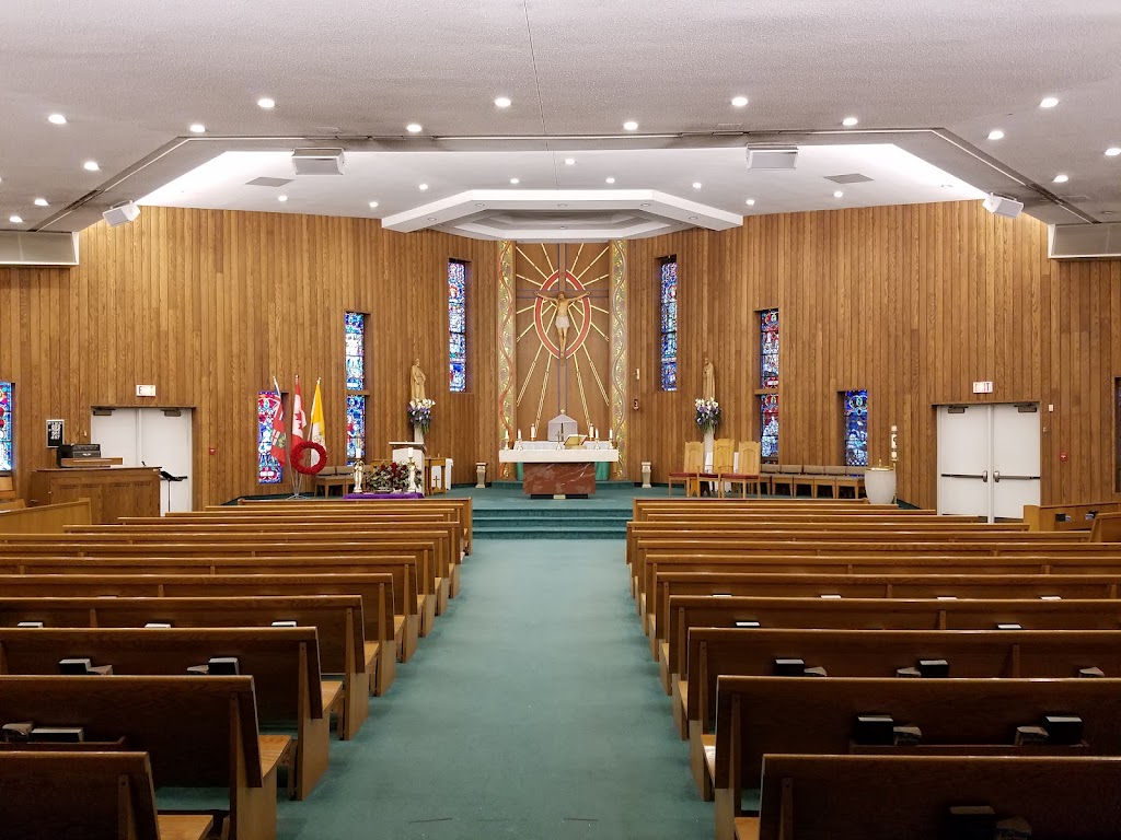 Fachada de St. Edward the Confessor Catholic Church
