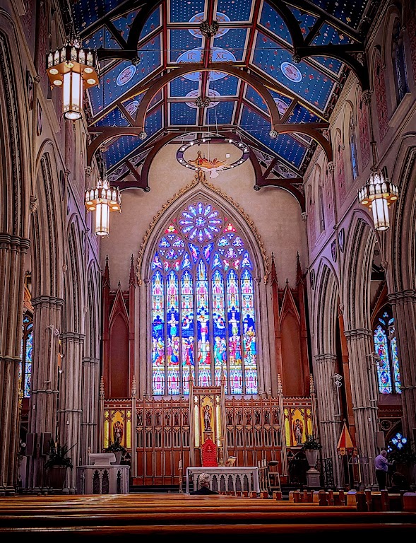 Fachada de St. Michael's Cathedral Basilica