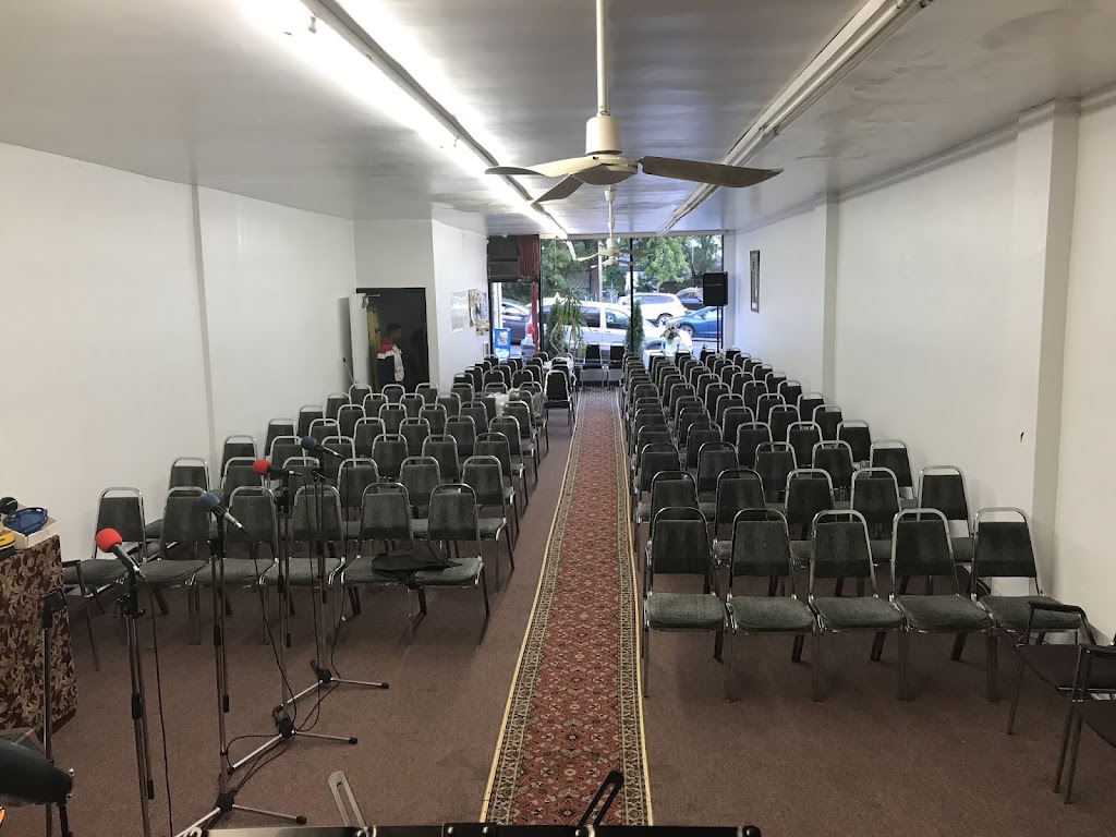 Fachada de Toronto Calvary Cross Church ...... Apostolic Faith