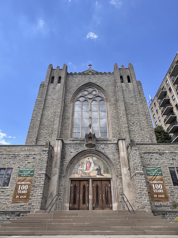 Fachada de Blessed Sacrament Church